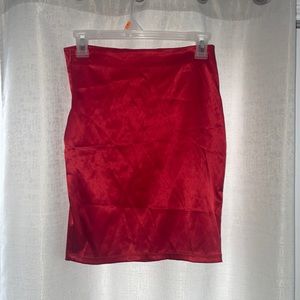 Red silk skirt FASHION NOVA